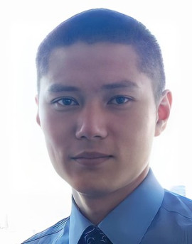 Денис Саражаков