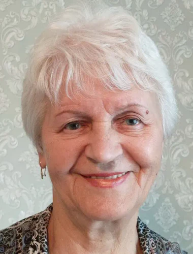 Елена Савельева
